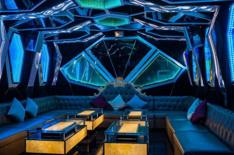 hình ảnh karaoke đẹp giá rẻ 3