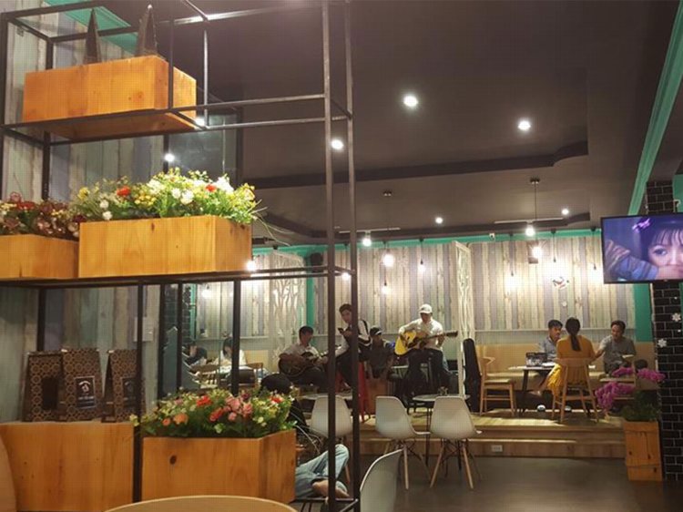 thiết kế quán cafe tại Thủ Dầu Một Bình Dương 18