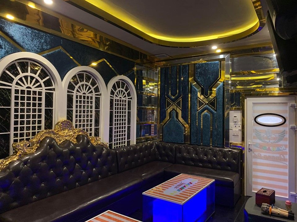 Mẫu thiết kế phòng karaoke bình dân 1