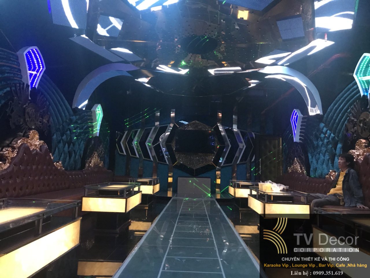 Thiết kế karaoke kinh doanh phong cách hiện đại sôi động 5