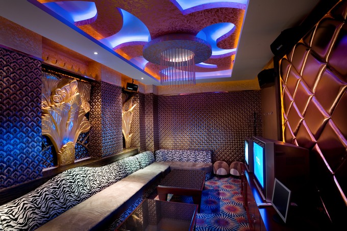 trang trí phòng karaoke