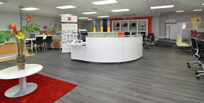 thi  công showroom đẹp