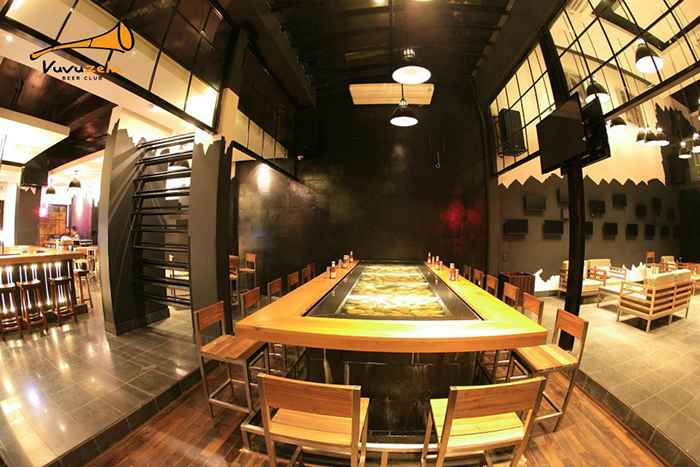 nội thất quán beer club ấn tượng