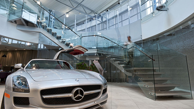 thiet ke thi cong showroom oto 5