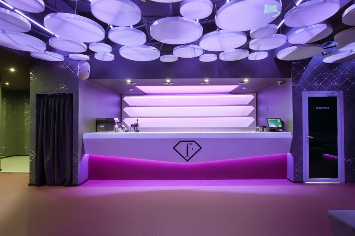 thiet ke thi cong cafe club 4
