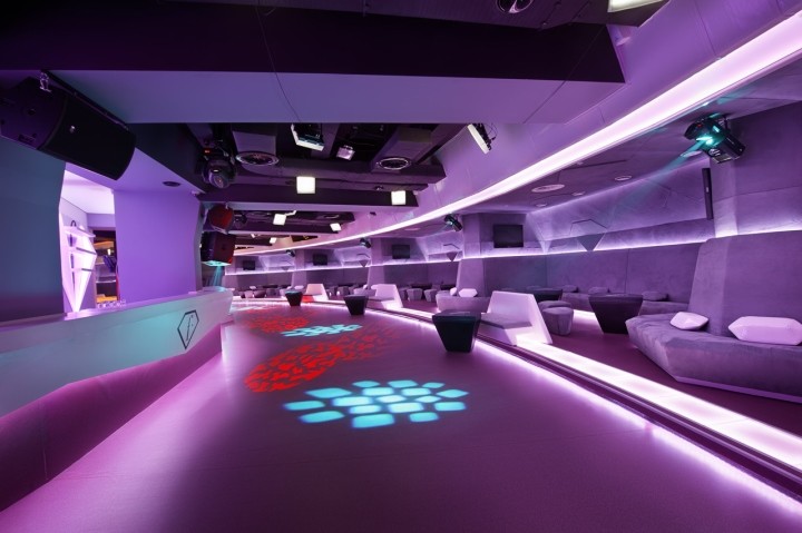 thiet ke thi cong cafe club 5
