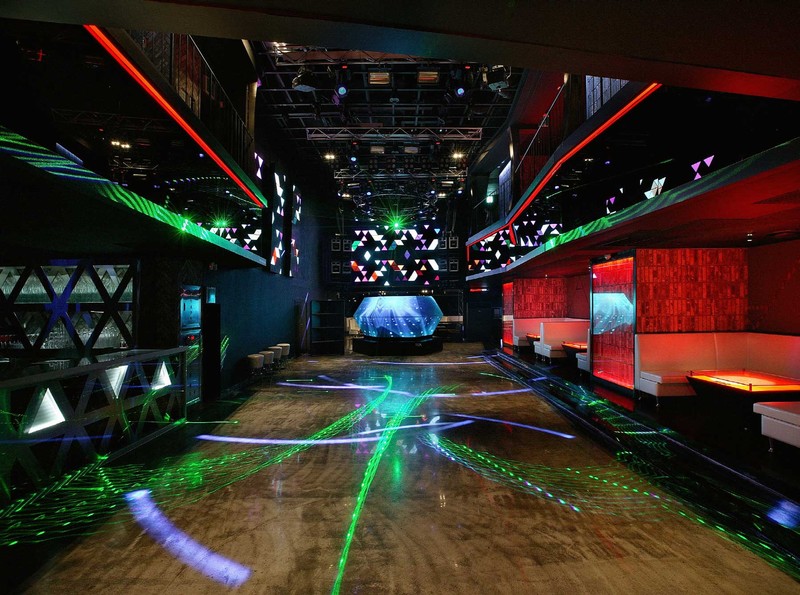 Thi cong beer club,thi cong bar club an tuong 1