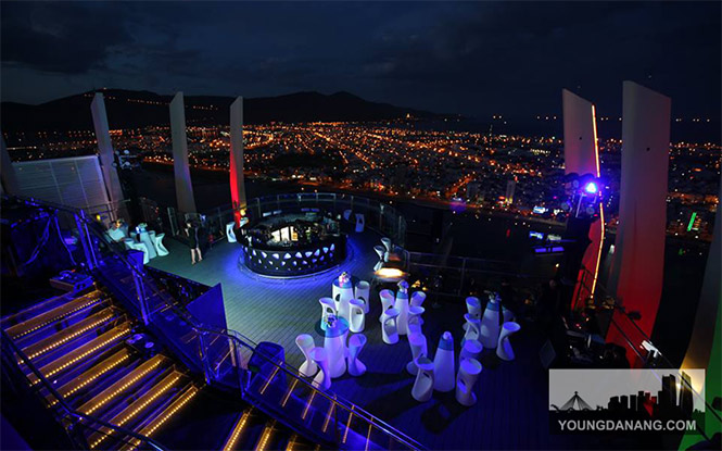 không gian nội thất bar
