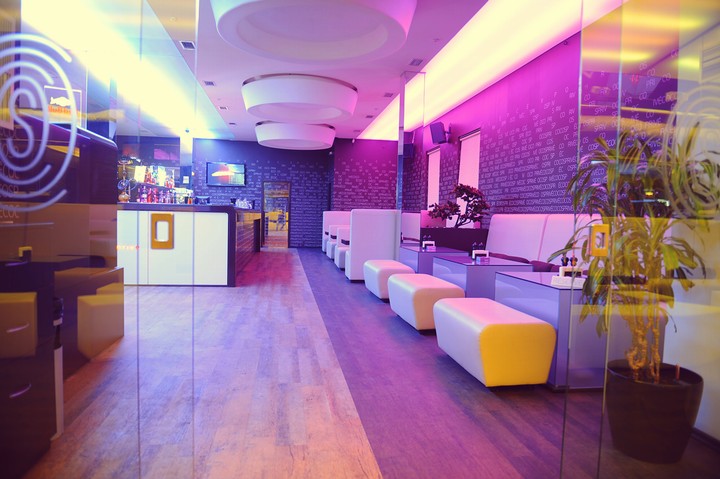 Ý tưởng cho 1 mô hình Cafe Club ấn tượng 6