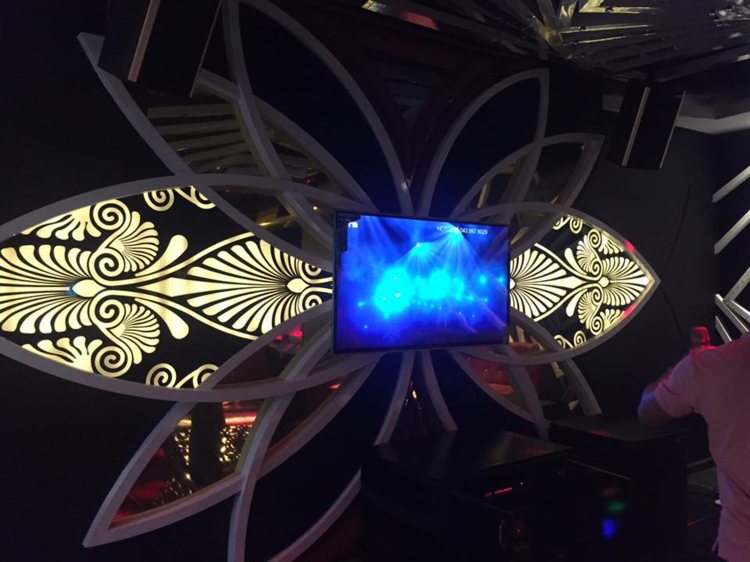 Thiết kế karaoke đẹp phong cách 9