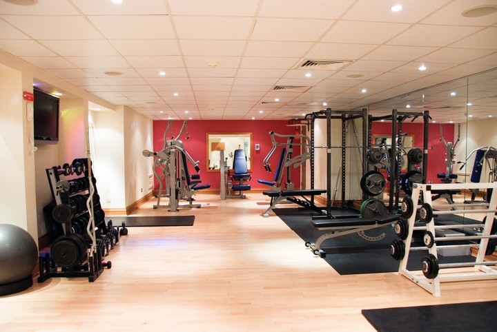 Thiết kế thi công nội thất phòng gym 2