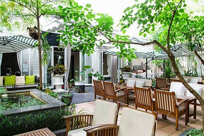 mẫu quán cafe sân vườn