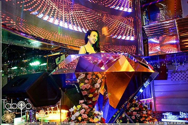 kiến trúc quán bar đẹp