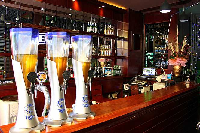 thi công beer club