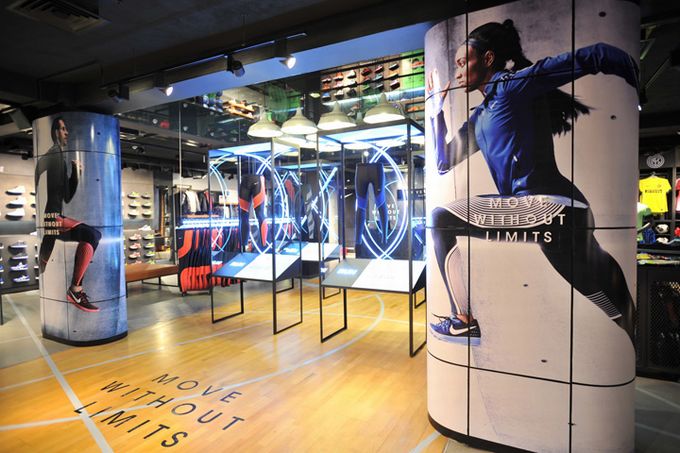 Thiet ke thi cong shop the thao - shop nike an tuong