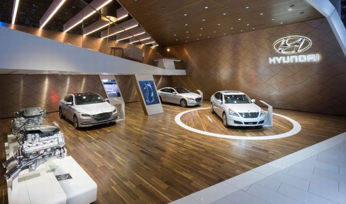 xay dung noi that showroom oto 4