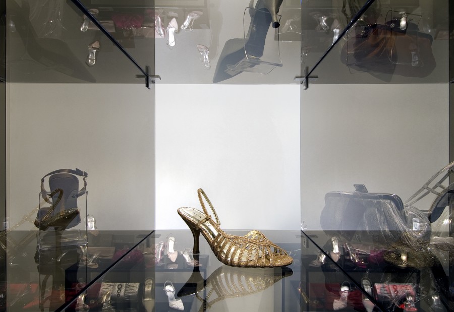 nội thất shop giày