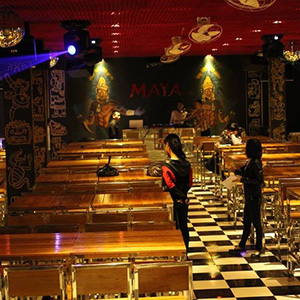Không gian nội thất ấn tượng Maya Beer  Garden