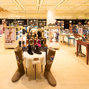 Tư vấn thiết kế shop giày thời trang | Shop giày đẹp